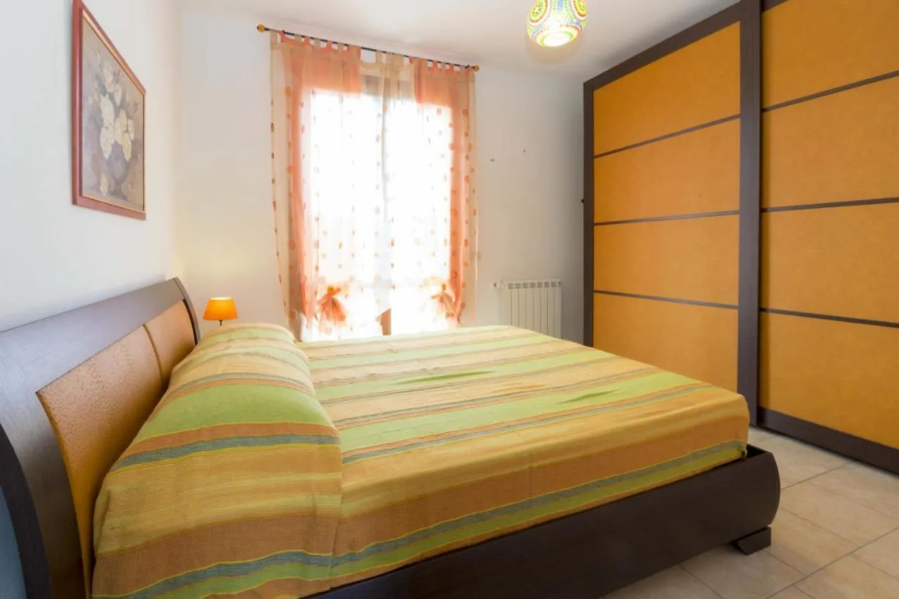 Bilocale Giulia Appartement Casa Alzi Italië
